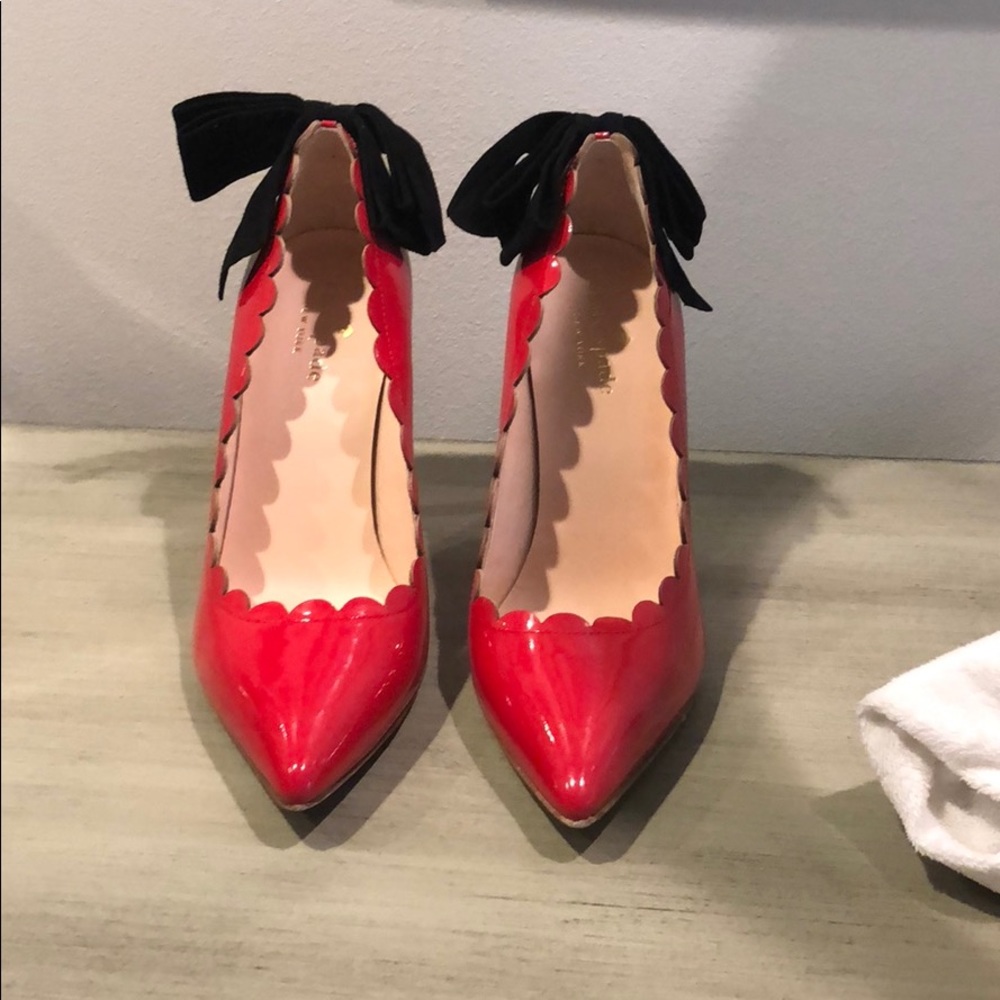 Kate spade red patent shoes size 7